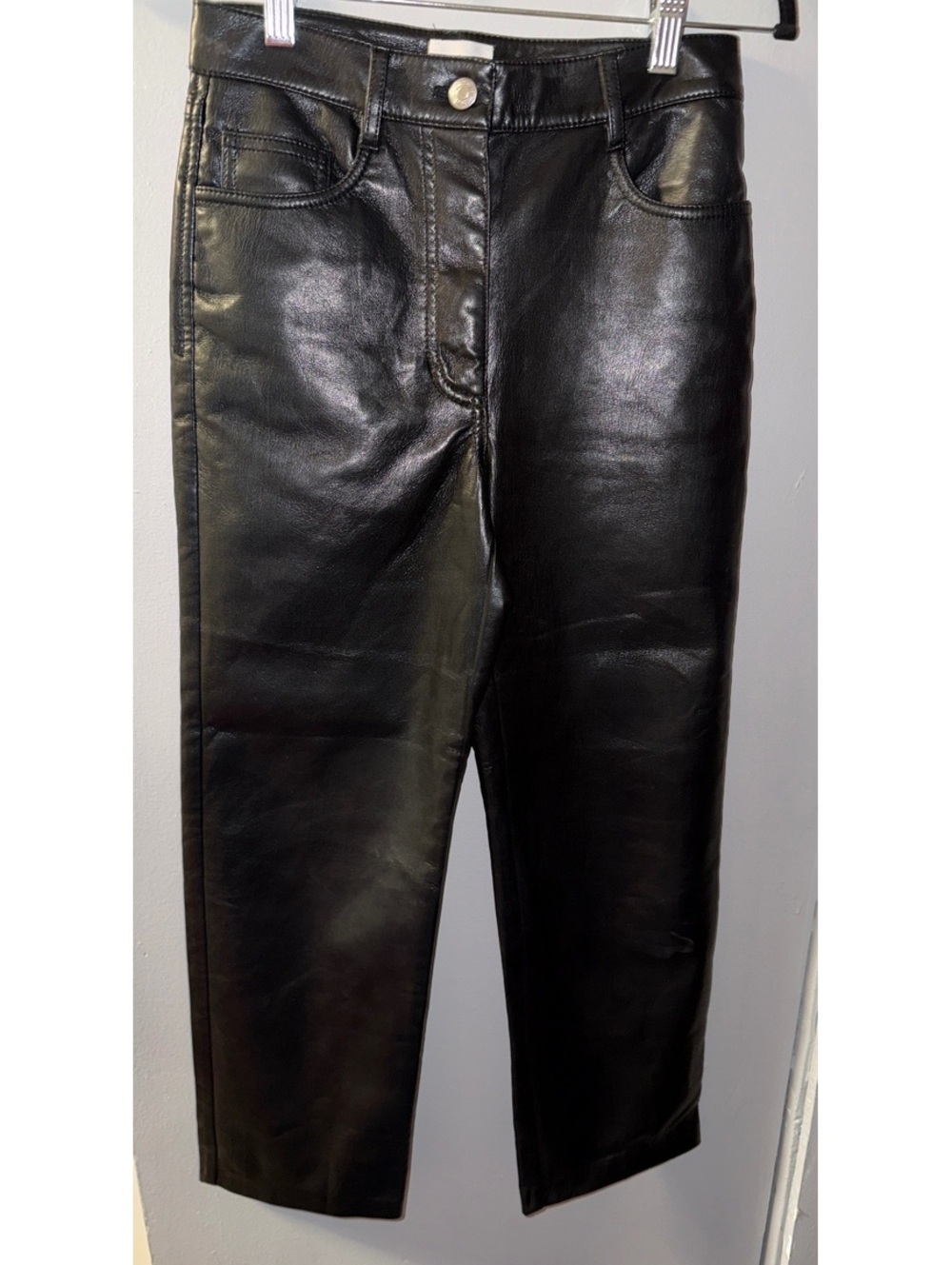 Wilfred Aritzia Women's Black Faux Leather Pants size 2